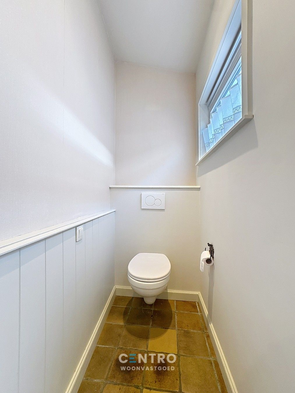 CHARMANTE woning in het Guido Gezellekwartier te Brugge! foto 8