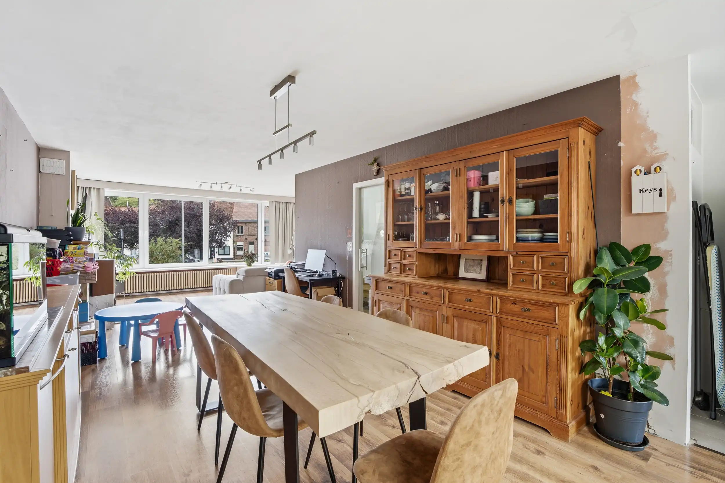 Verrassend ruime woning met atelier en EPC A foto 5