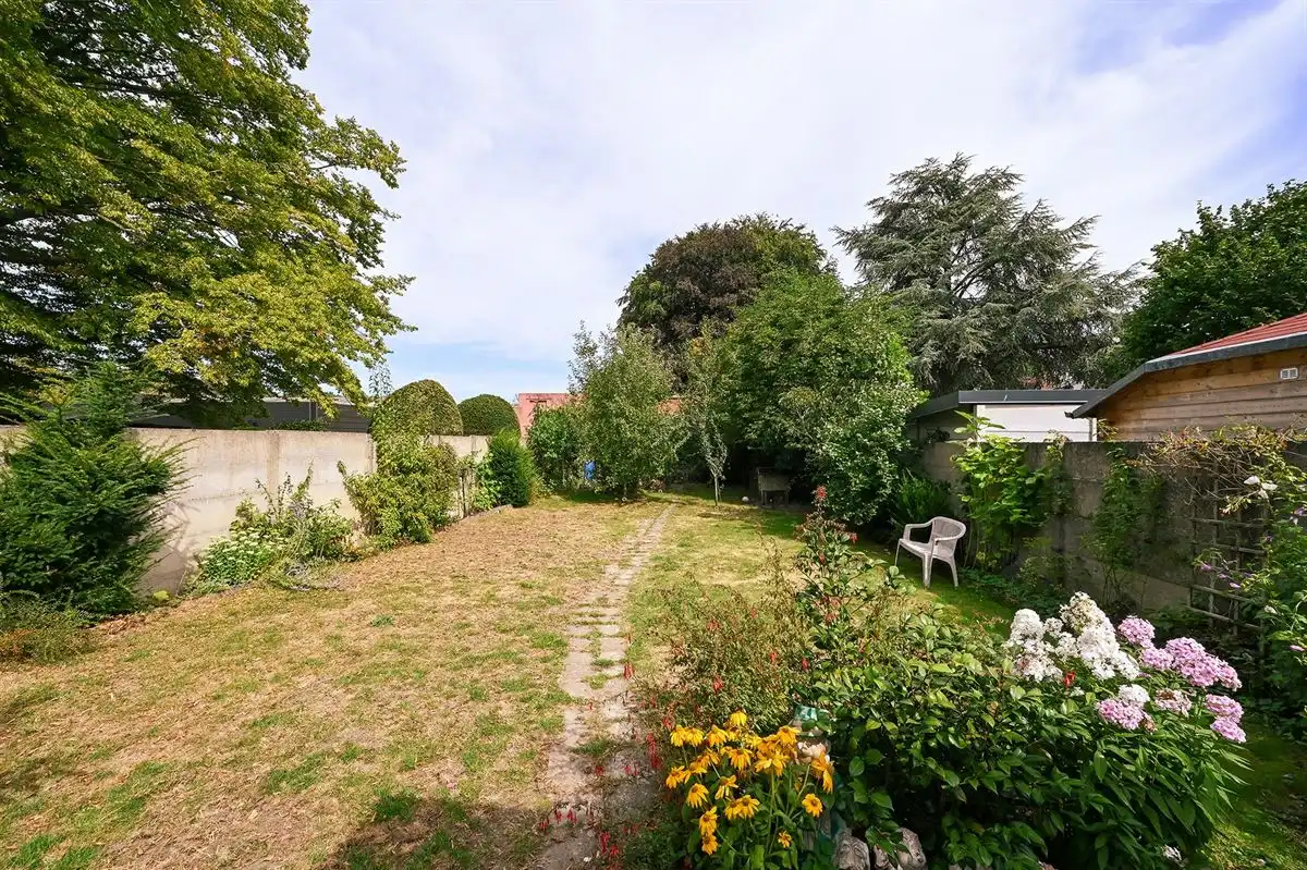 Ruime karaktervolle HOB met tuin en optioneel een achterliggend magazijn van 200m² op toplocatie foto 33