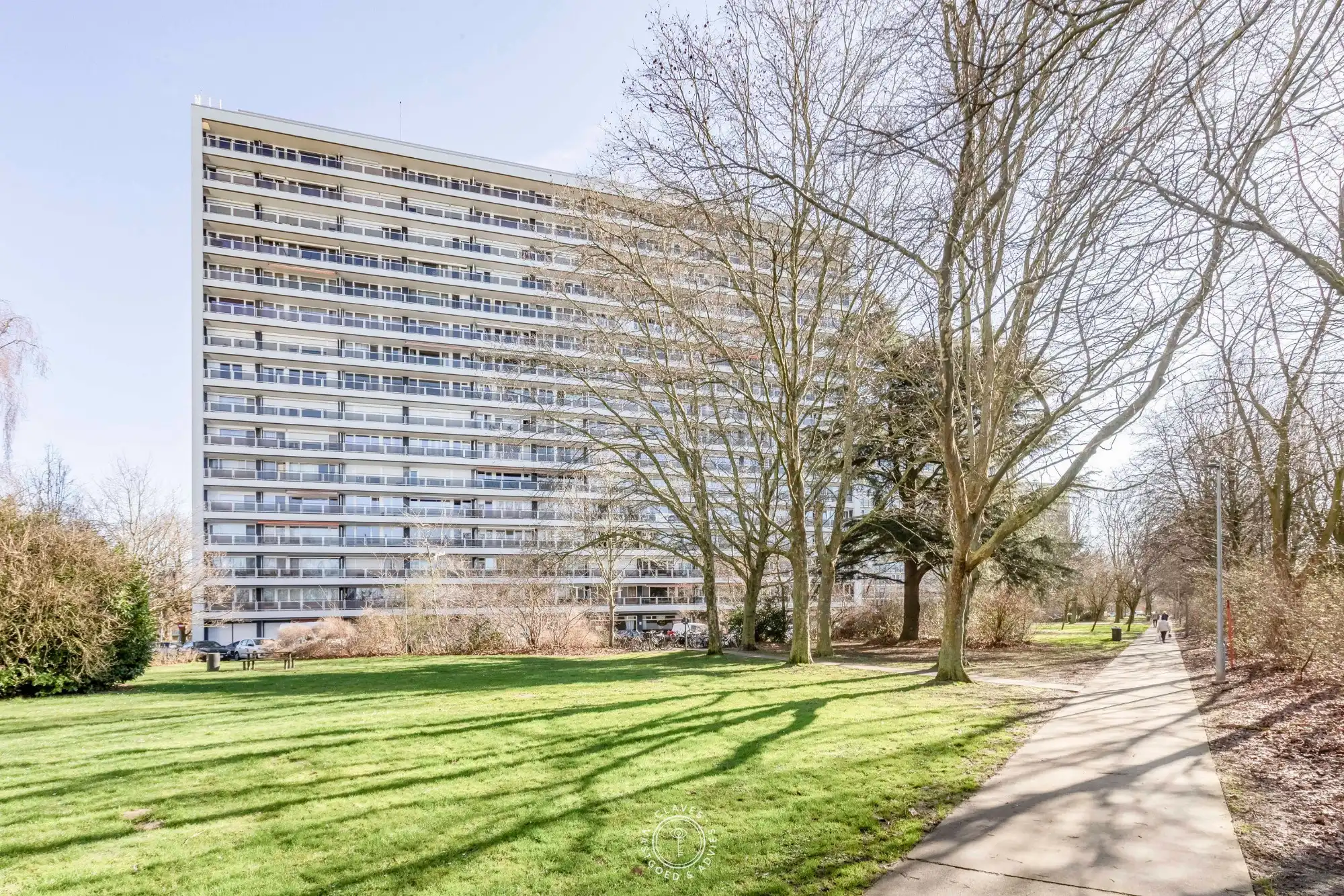 Lichtrijk tweeslaapkamerappartement met uitzonderlijk uitzicht foto 10