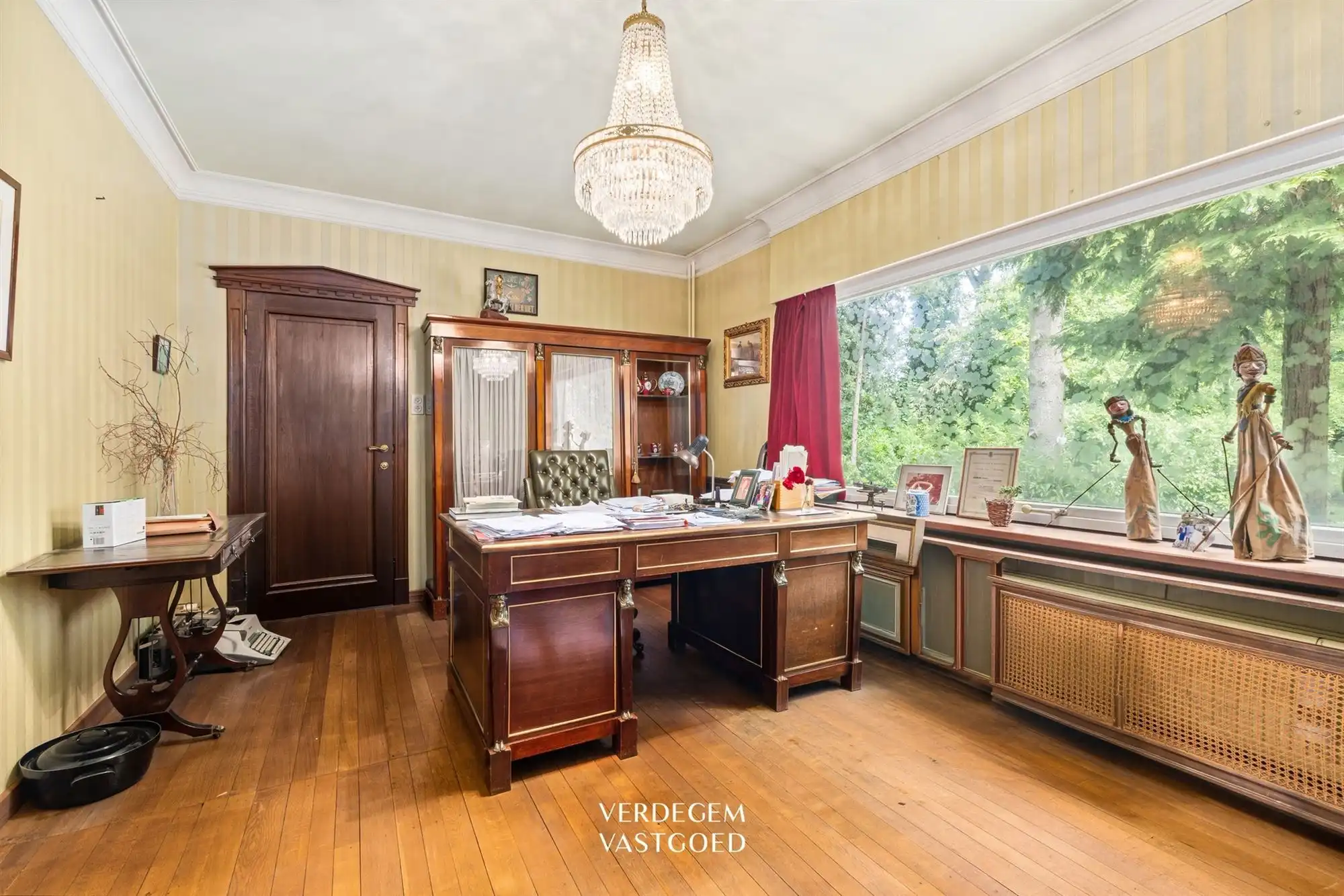Klassevolle villa in weelderige tuin foto 10