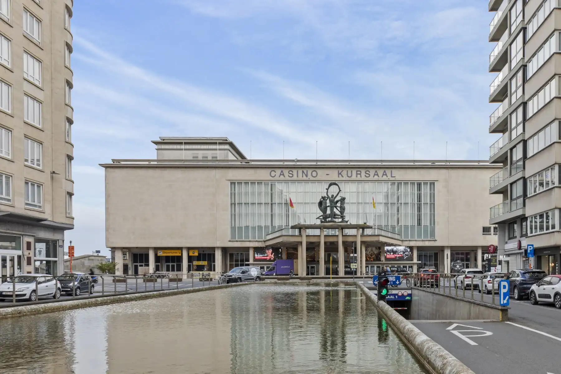 PERFECTE LOCATIE: Zeer ruim 2 slpk appartement en leuk zicht foto 19