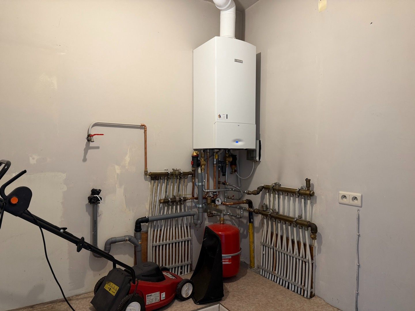 Woning met twee slaapkamers en garage te Beveren foto 11