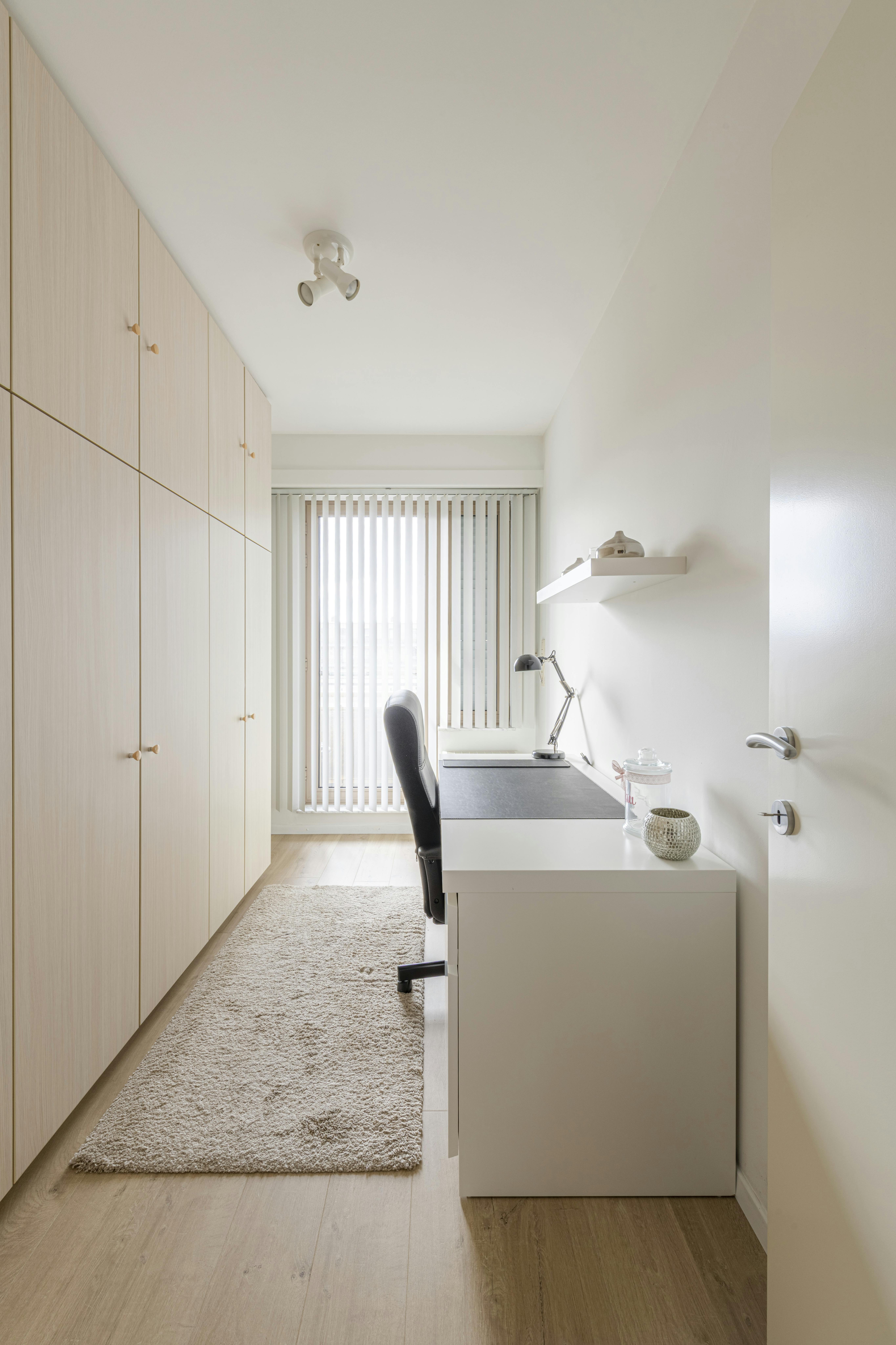Lichtrijk appartement met 3 slaapkamers te koop Brasschaat. foto 11