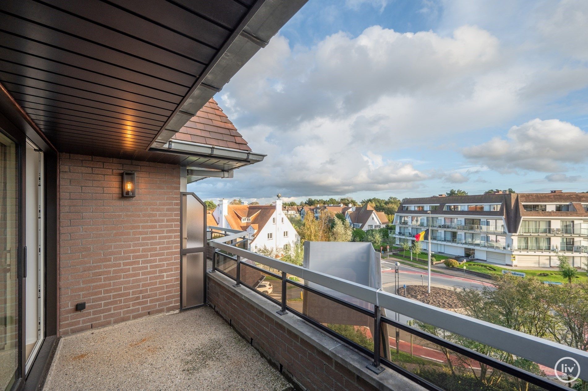 Prachtig gerenoveerde duplex penthouse met een open zicht:  foto 17