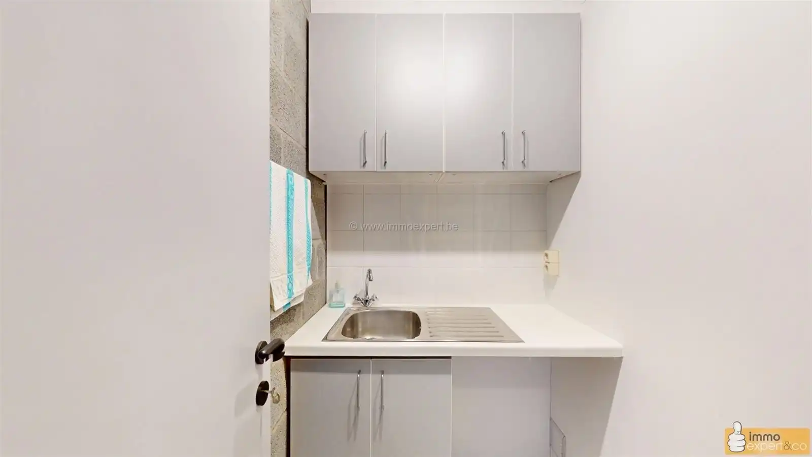 TERNAT: Eengezinswoning met 5 slpks en 2 badkamers foto 9