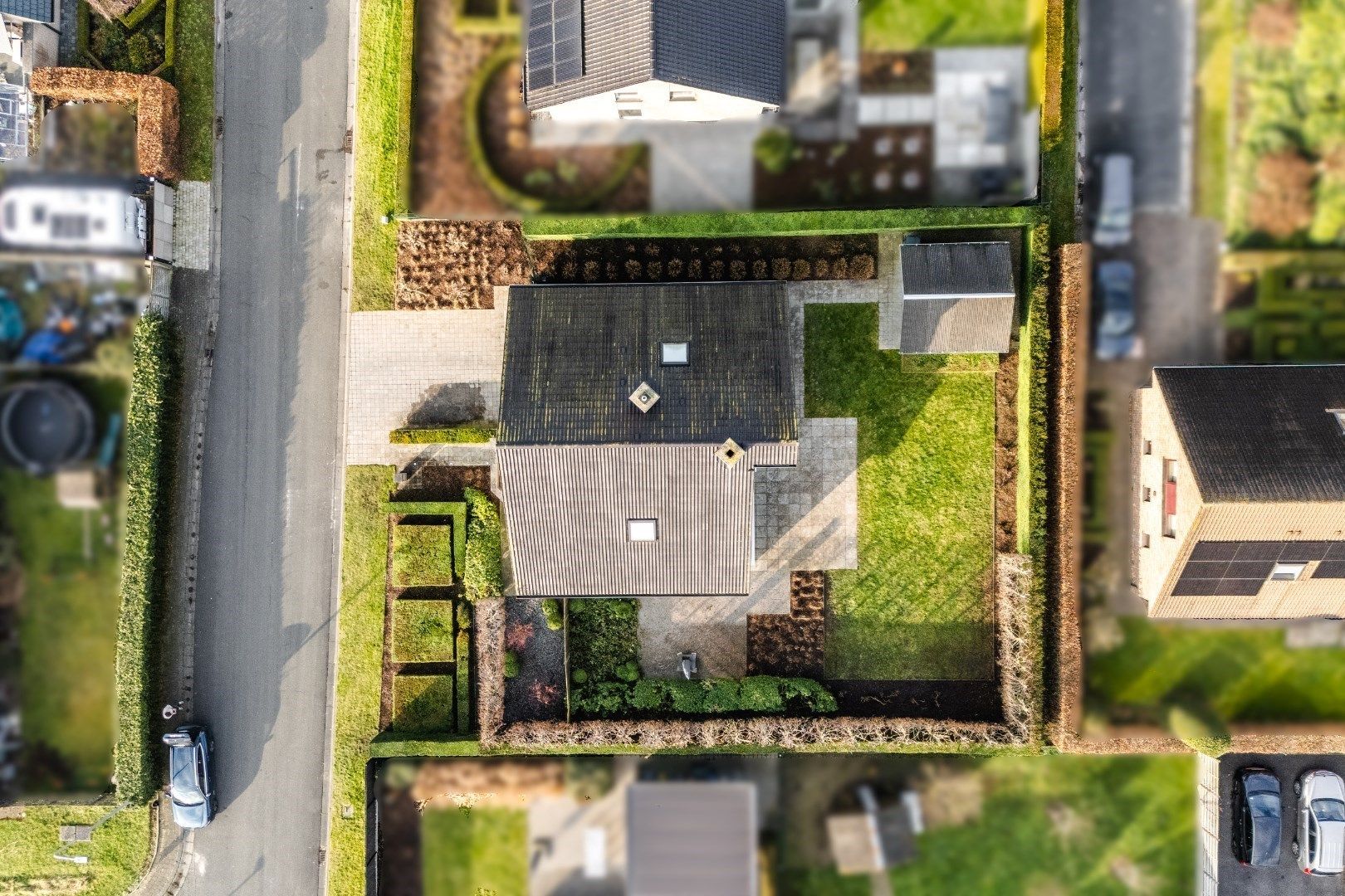 Instapklare woning met inpandige garage, 4 slk + bureau en zonnige ligging. foto 20