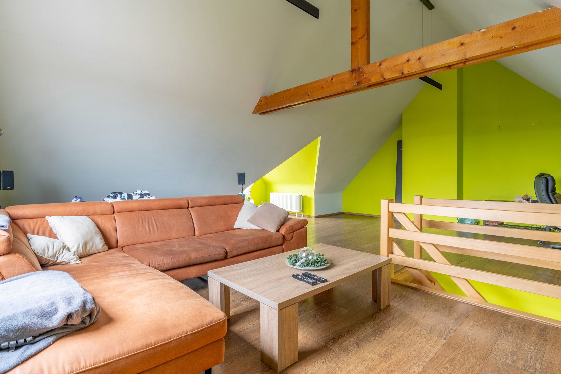 Duplex app met 2 slpks en garagebox te centrum Vosselaar. foto 10
