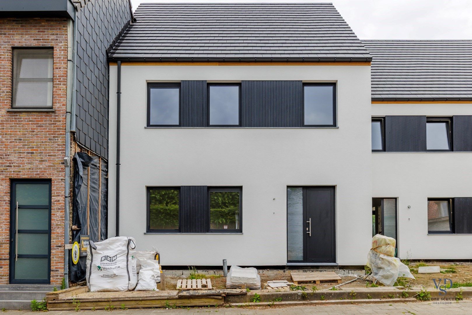 Nieuwbouwwoning te Gavere  foto {{pictureIndex}}