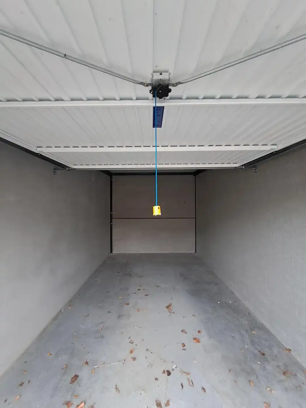 2 garageboxen in uitstekende staat te huur - Leopoldstraat foto 6
