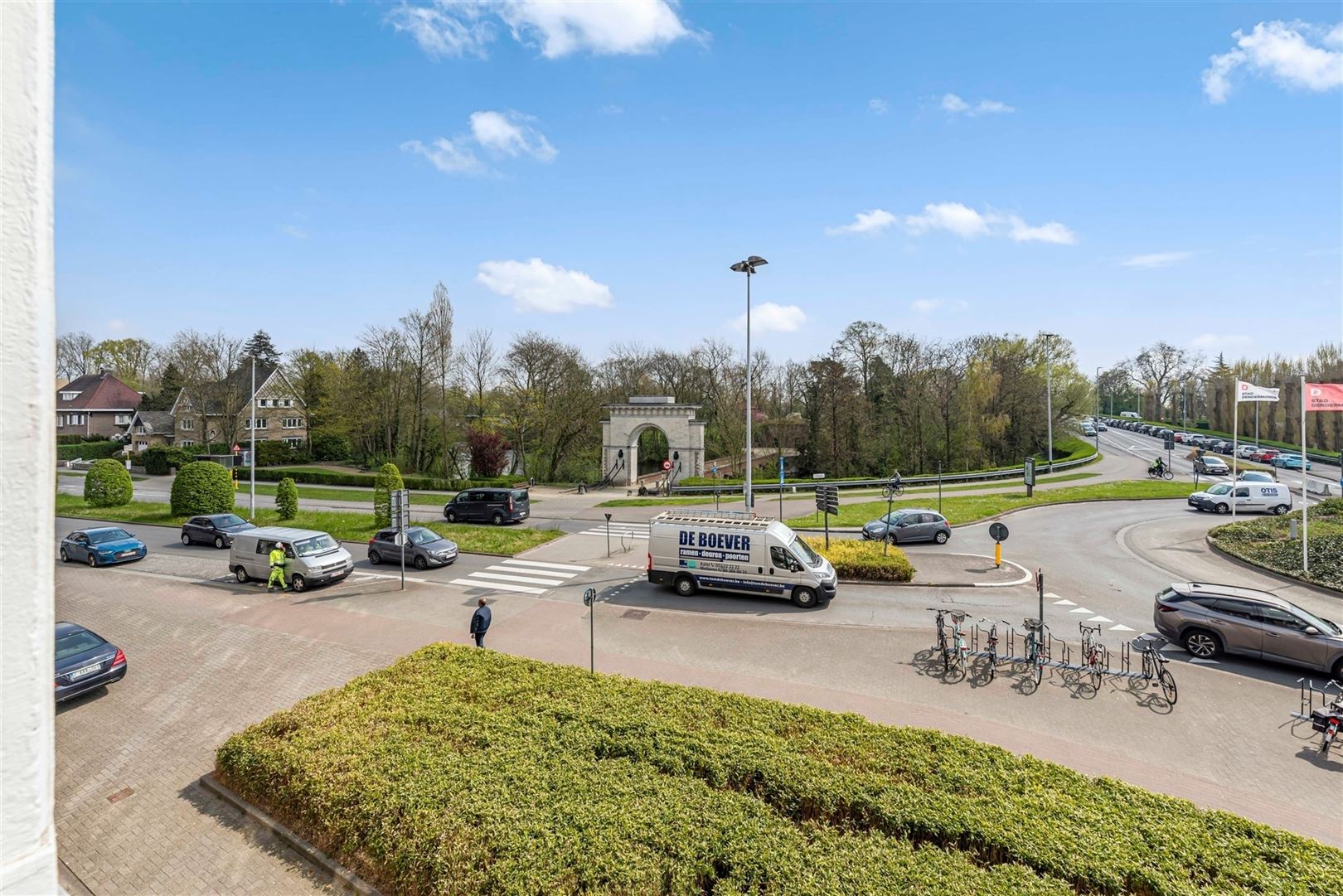 Uitzonderlijk pand/herenhuis rechtover de Brusselse Poort te Dendermonde foto 26