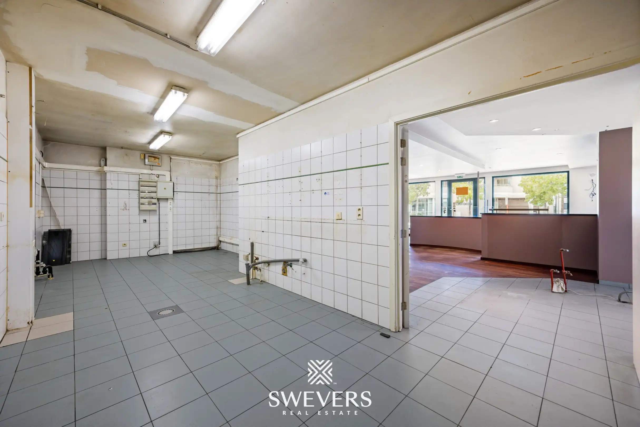 Handelspand met 113 m² aan mogelijkheden in Beringen foto 14