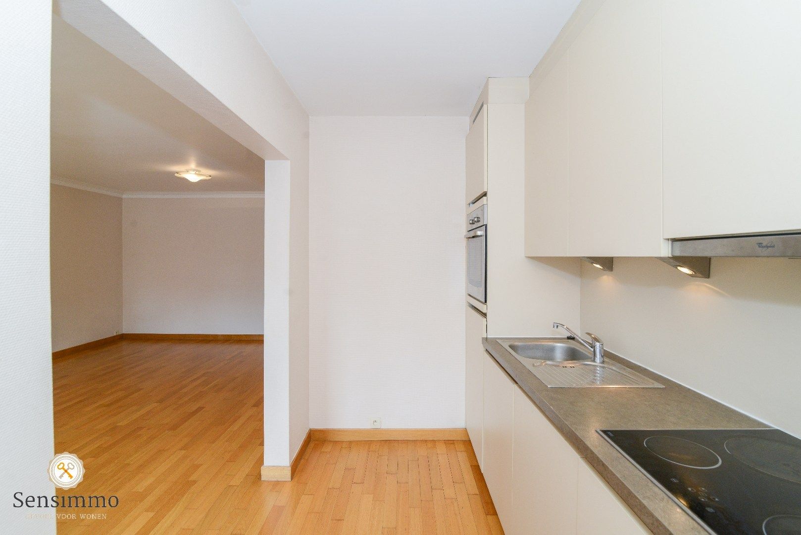 Instapklaar 1-slaapkamerappartement met terras en tuinzicht in Genk – ideaal als investering! foto 7