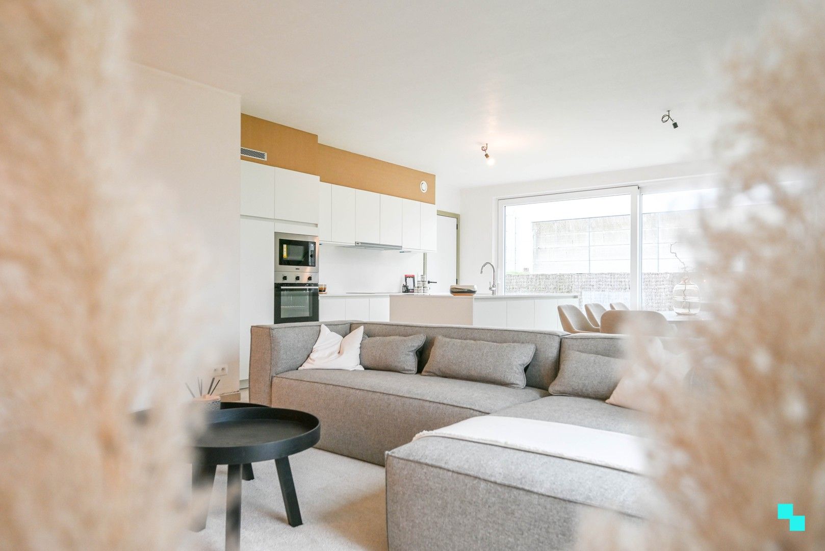 Hedendaagse, energiezuinige nieuwbouwwoning te Waregem foto 2