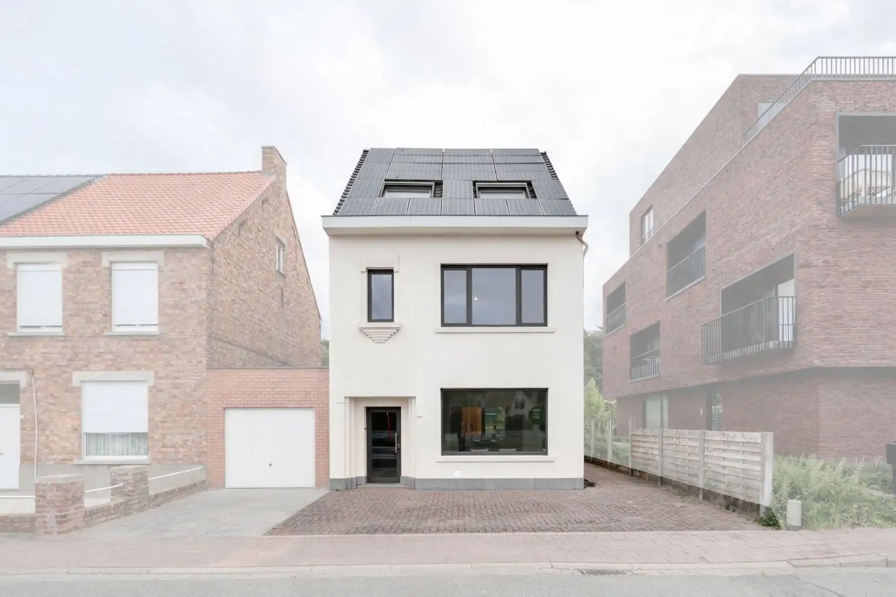 Gerenoveerde gezinswoning met 4 slpk aan station van Beernem foto 23