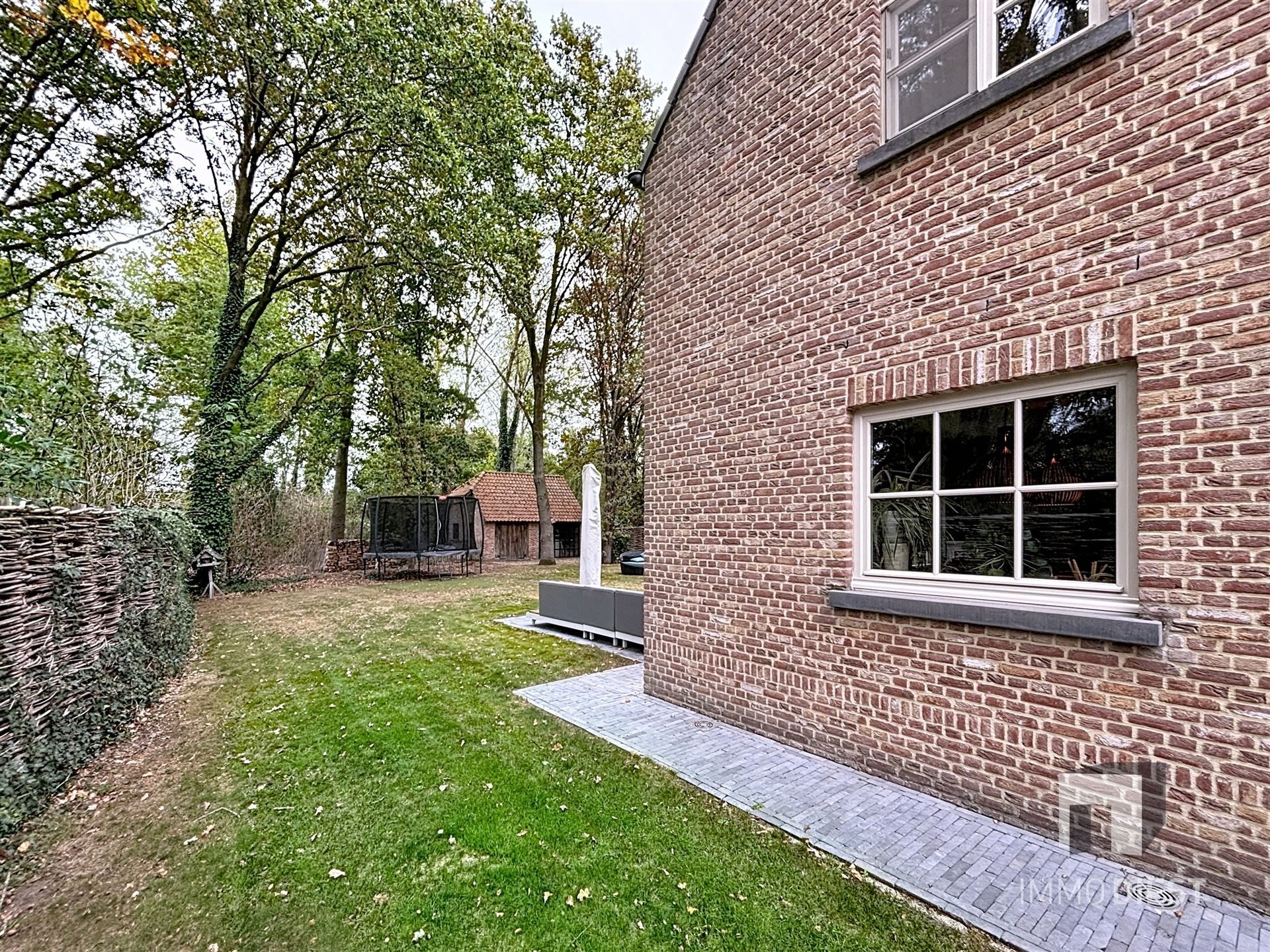 Villa-Landhuis met 4slpk op 19,89are foto 4
