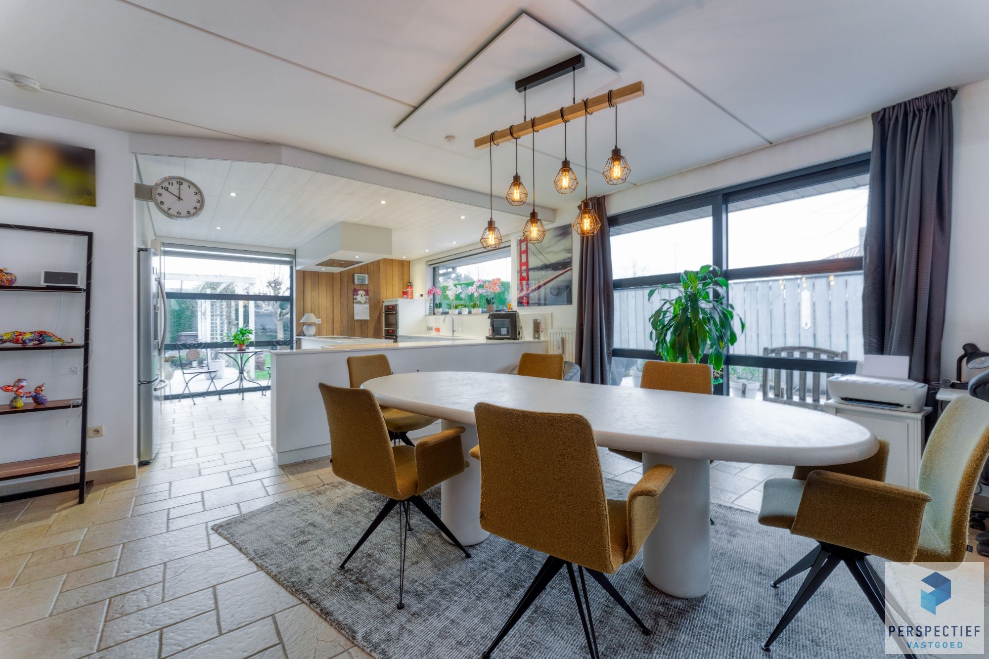 Centraal gelegen instapklare woning op 734 m² met mooie tuin foto 10