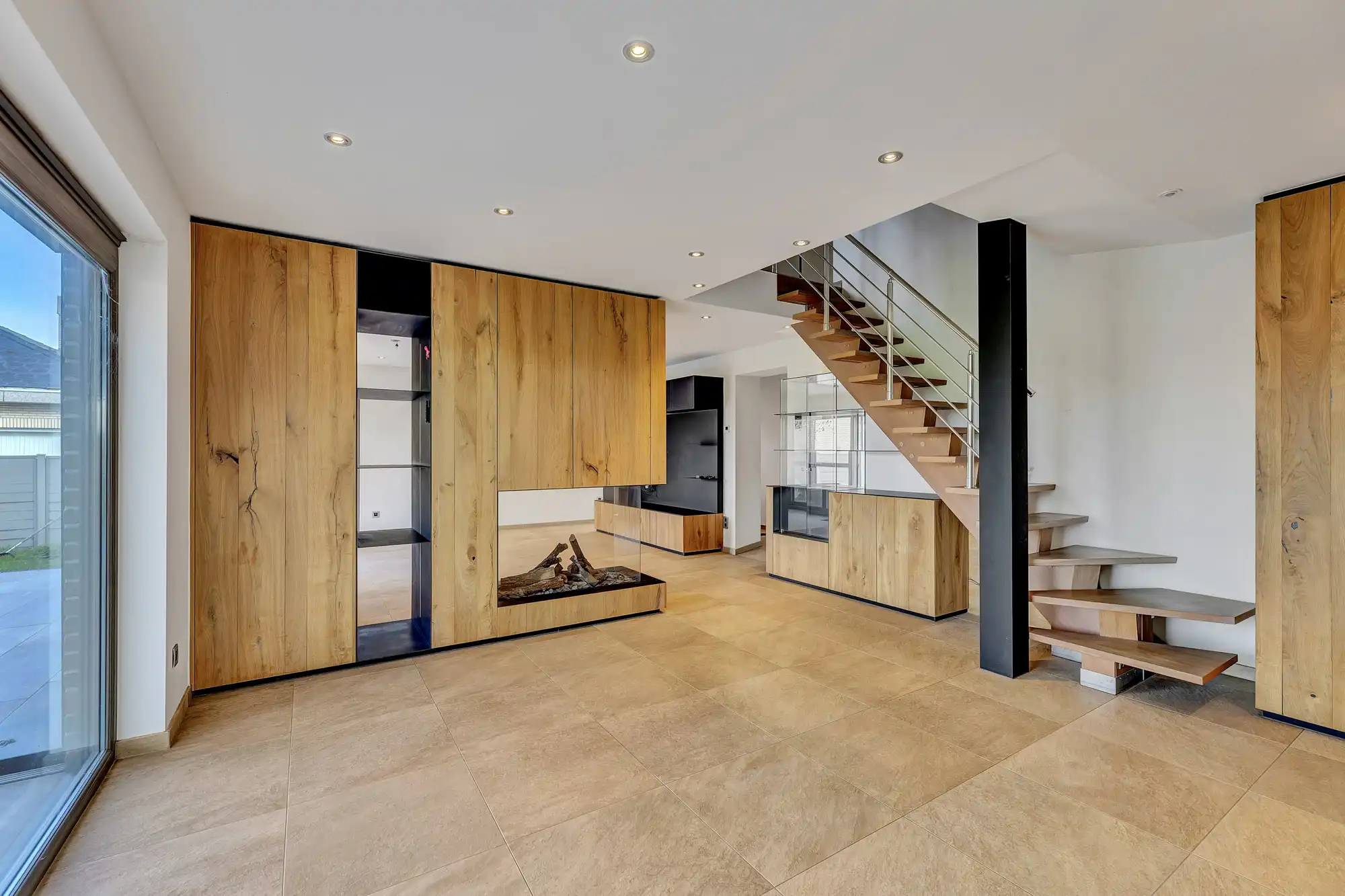 Fantastische woning met mogelijkheid zelfstandige activiteit foto 8