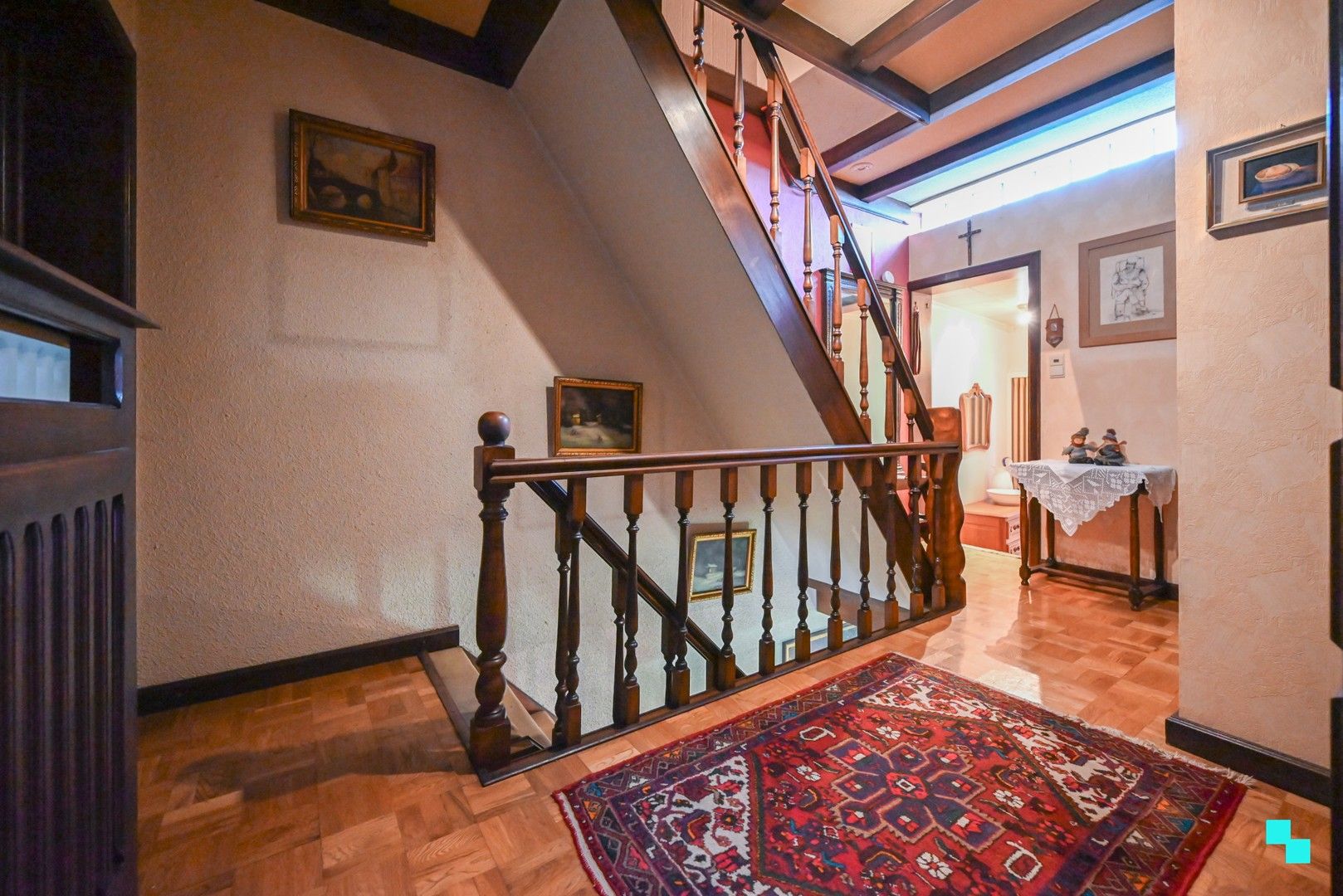 Ruime woonst met tal van mogelijkheden nabij centrum Izegem foto 16