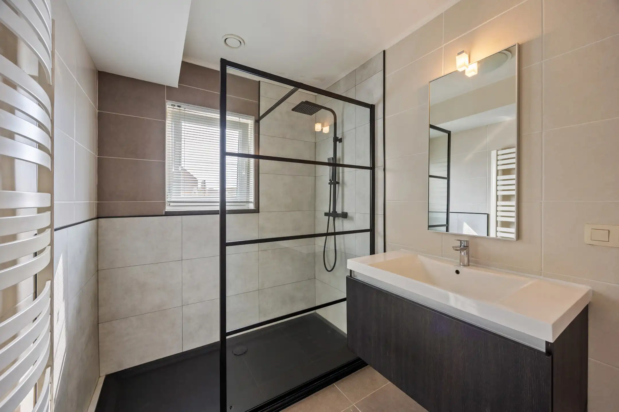 Gelijkvloersappartement met 2 slaapkamers in Glons foto 18