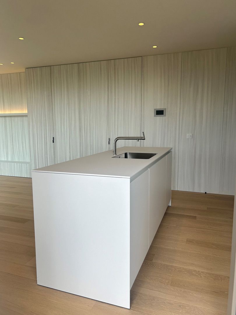 Uitzonderlijke luxe penthouse met duin- en zeezicht foto 7