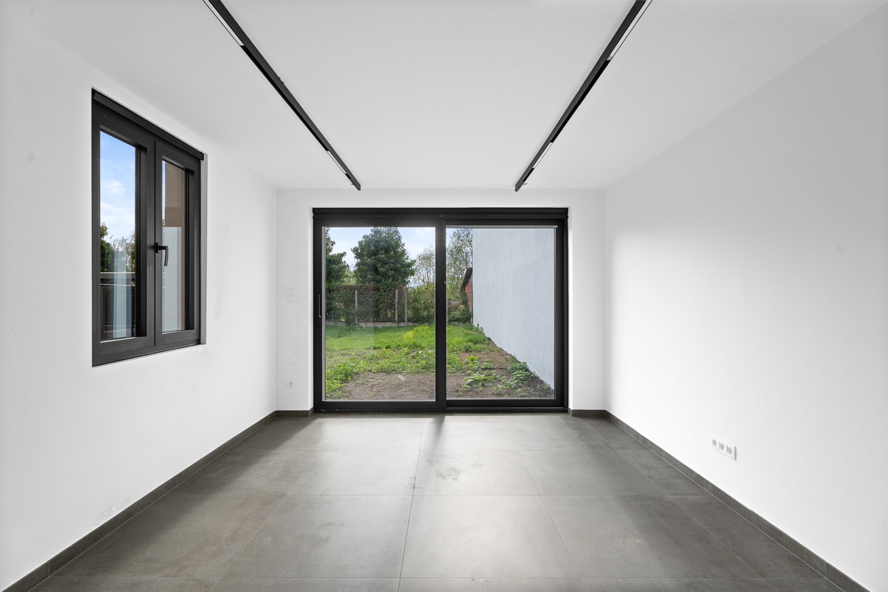 Modern comfort in een tijdloze halfopen bebouwing foto 4