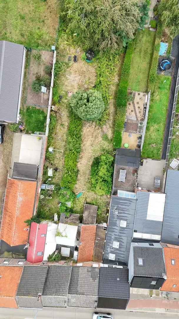 Twee te renoveren woningen met tuin. foto 8