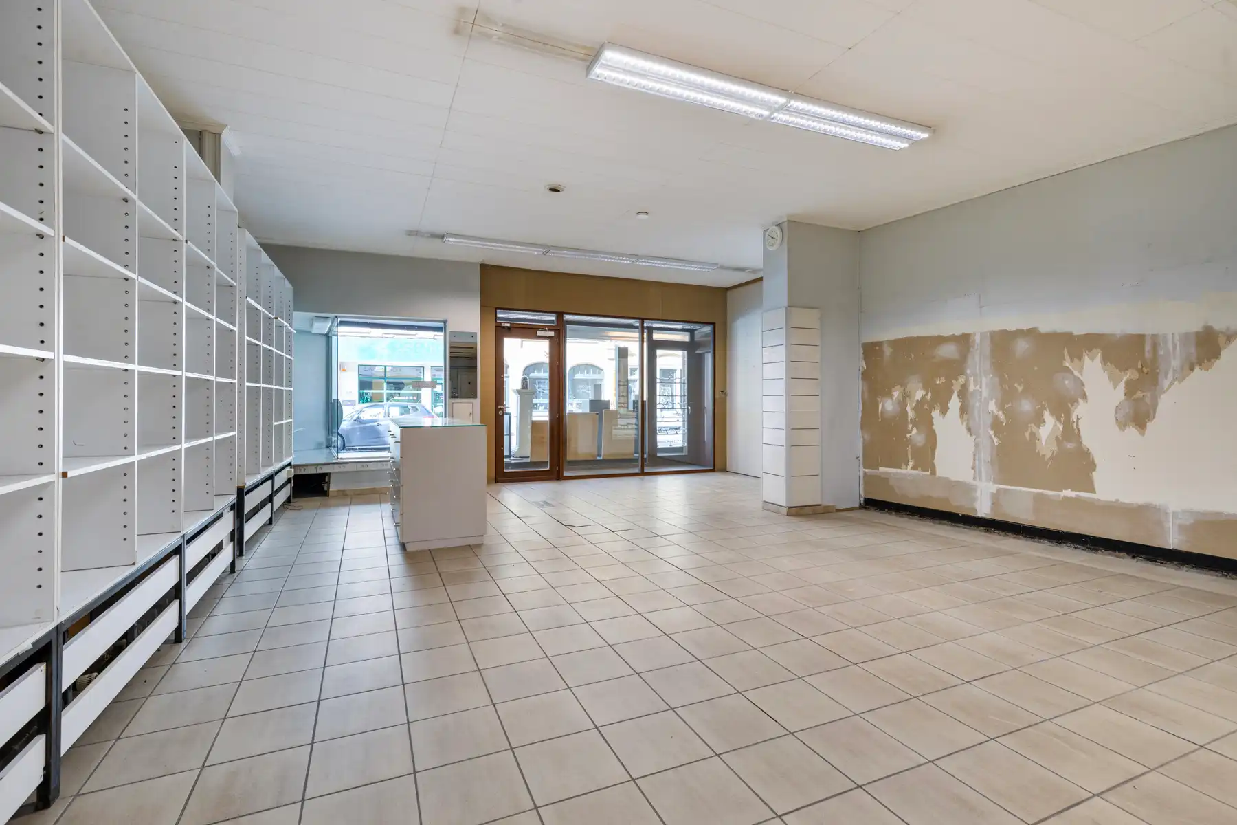 Handelspand met woonst ! foto 9