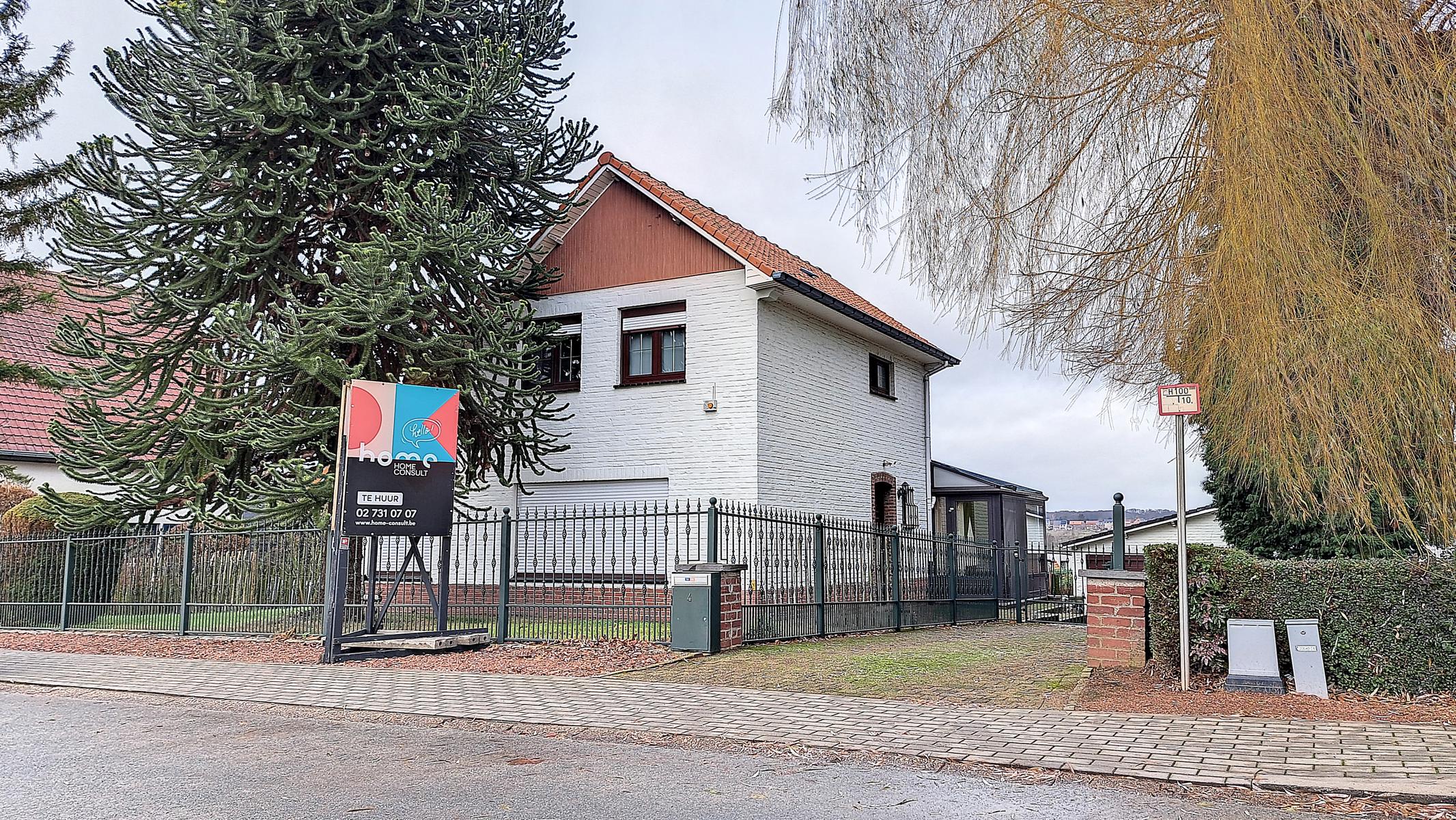 Villa te huur foto {{pictureIndex}}