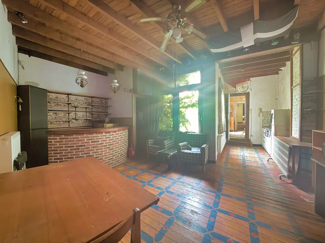 Uniek pand voor grondige renovatie in hartje Torhout foto 11
