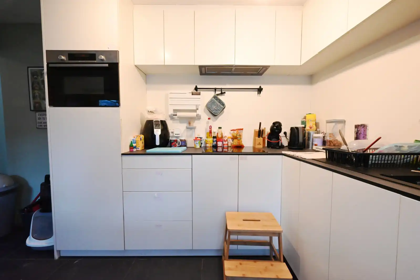 Woning met gunstige ligging in Izegem te koop! foto 8