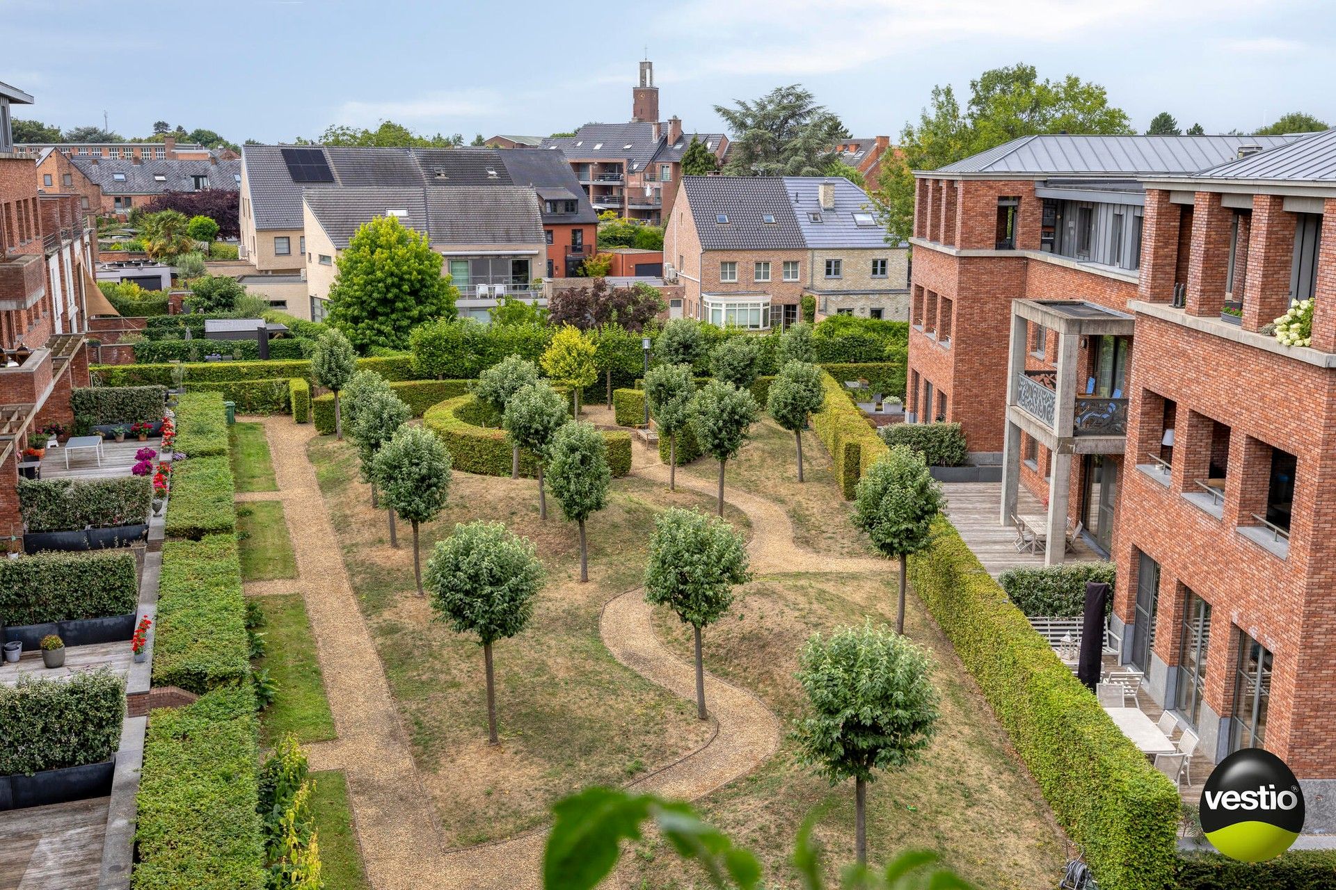 Luxueus dakappartement van 140 m² met 3 slaapkamers en 3 terrassen in hartje Hasselt. foto 10