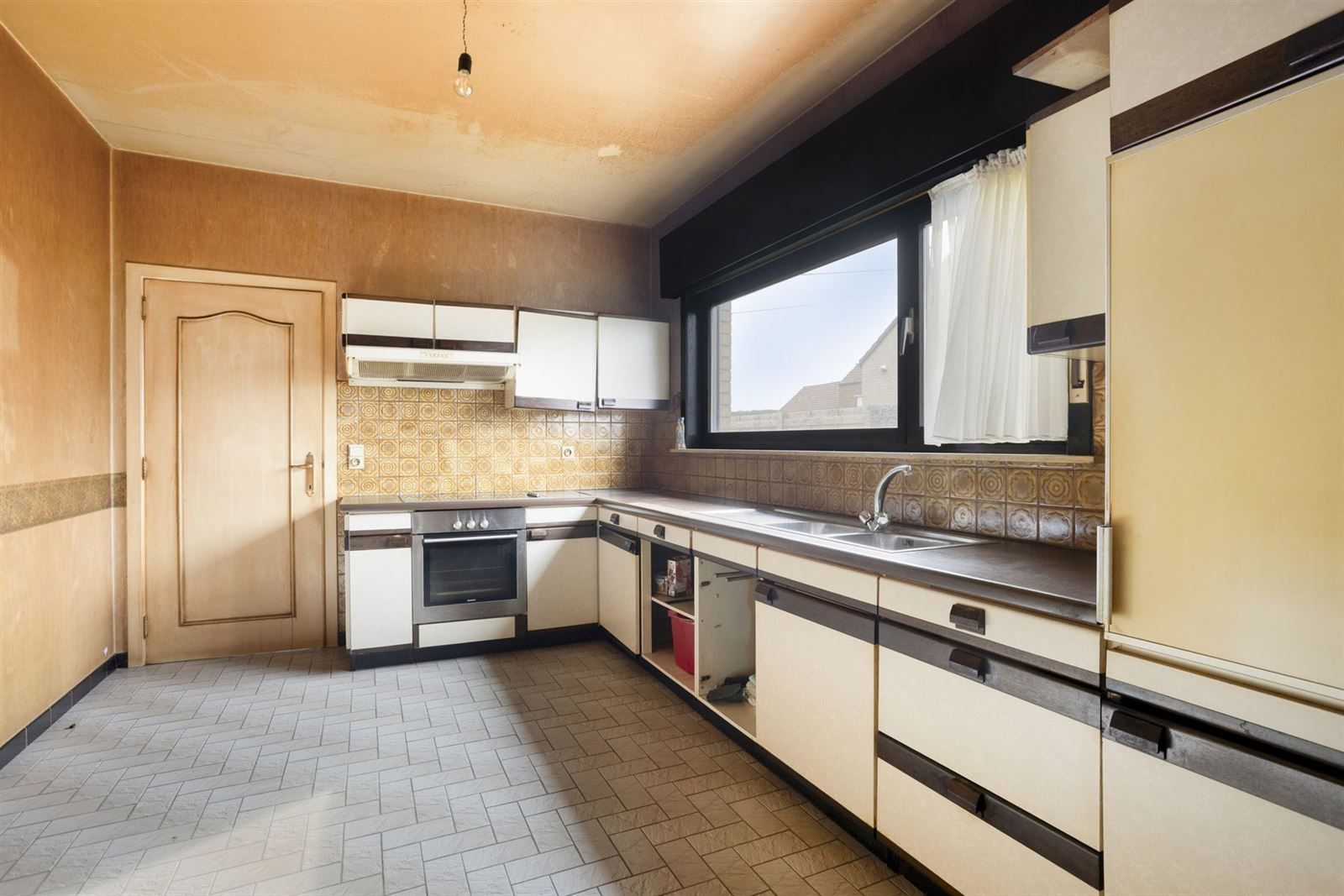 Woning te koop met 3 kamers te Meerbeke foto 8