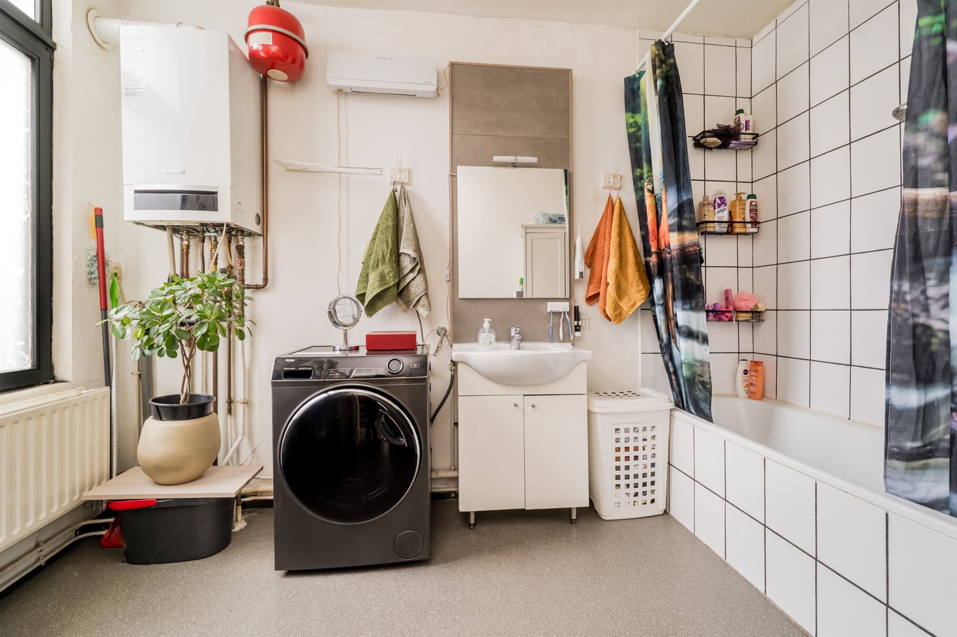 Gesloten bebouwing met 2 wooneenheden in centrum Mechelen! foto 9