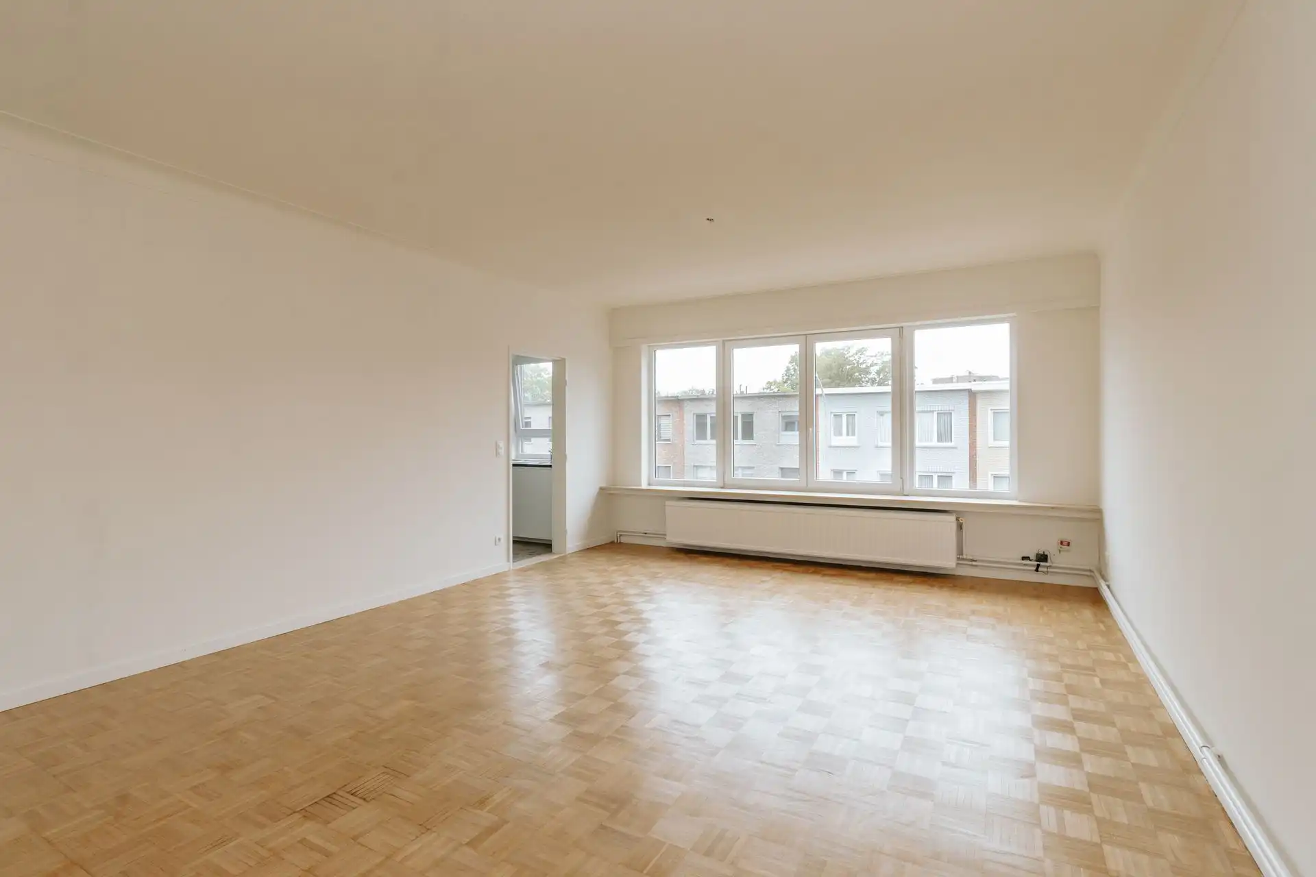 2 slaapkamerappartement met bureauruimte en garagebox foto 3