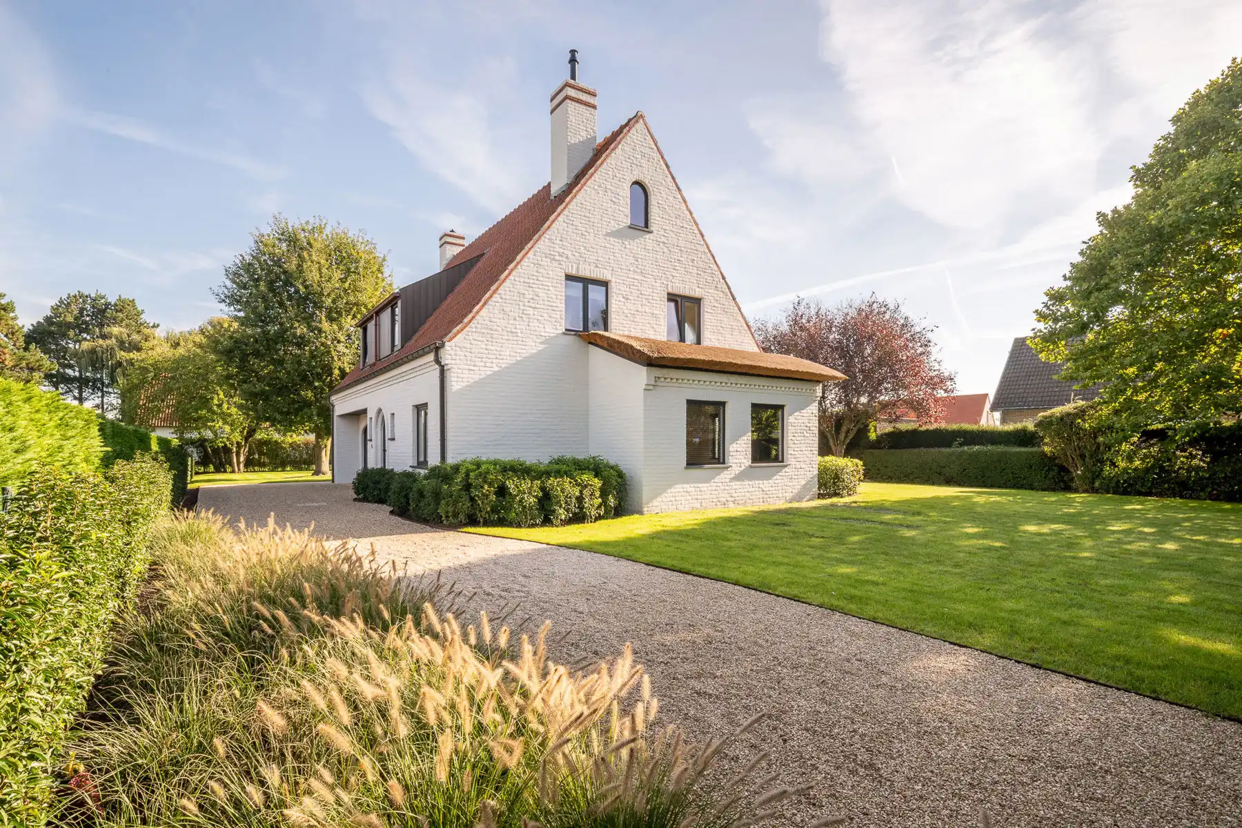 Gerenoveerde villa op royaal perceel nabij centrum Knokke foto 13