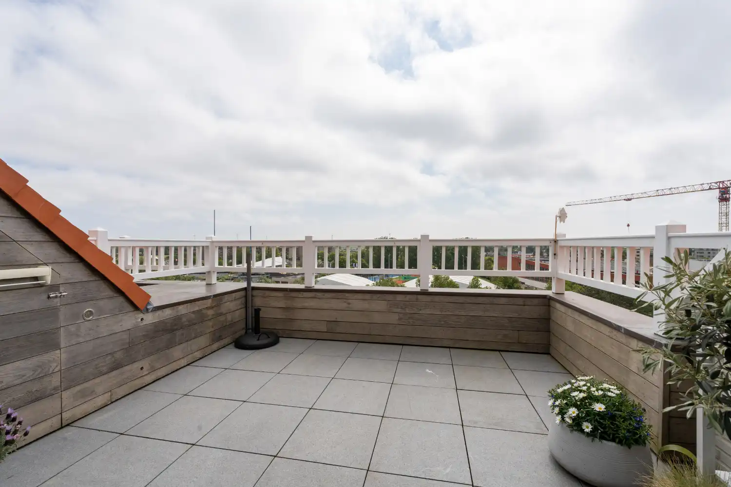 Luxueus en lichtrijke penthouse met zuidgerichte terrassen vlakbij het strand foto 13