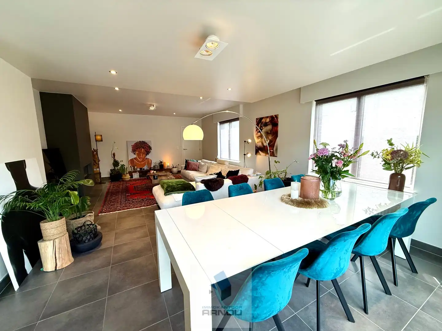 Moderne, instapklare en verrassend ruime gezinswoning in rustige doodlopende straat foto 10