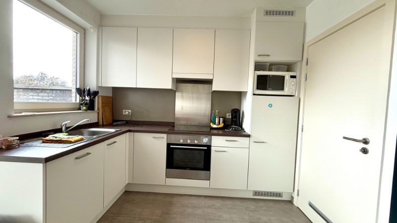Leuk appartement met veel lichtinval en garage foto 7