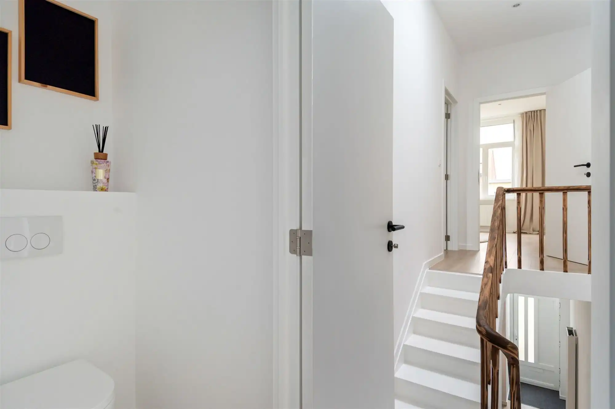 Volledig gerenoveerde woning met 3 slaapkamers foto 18