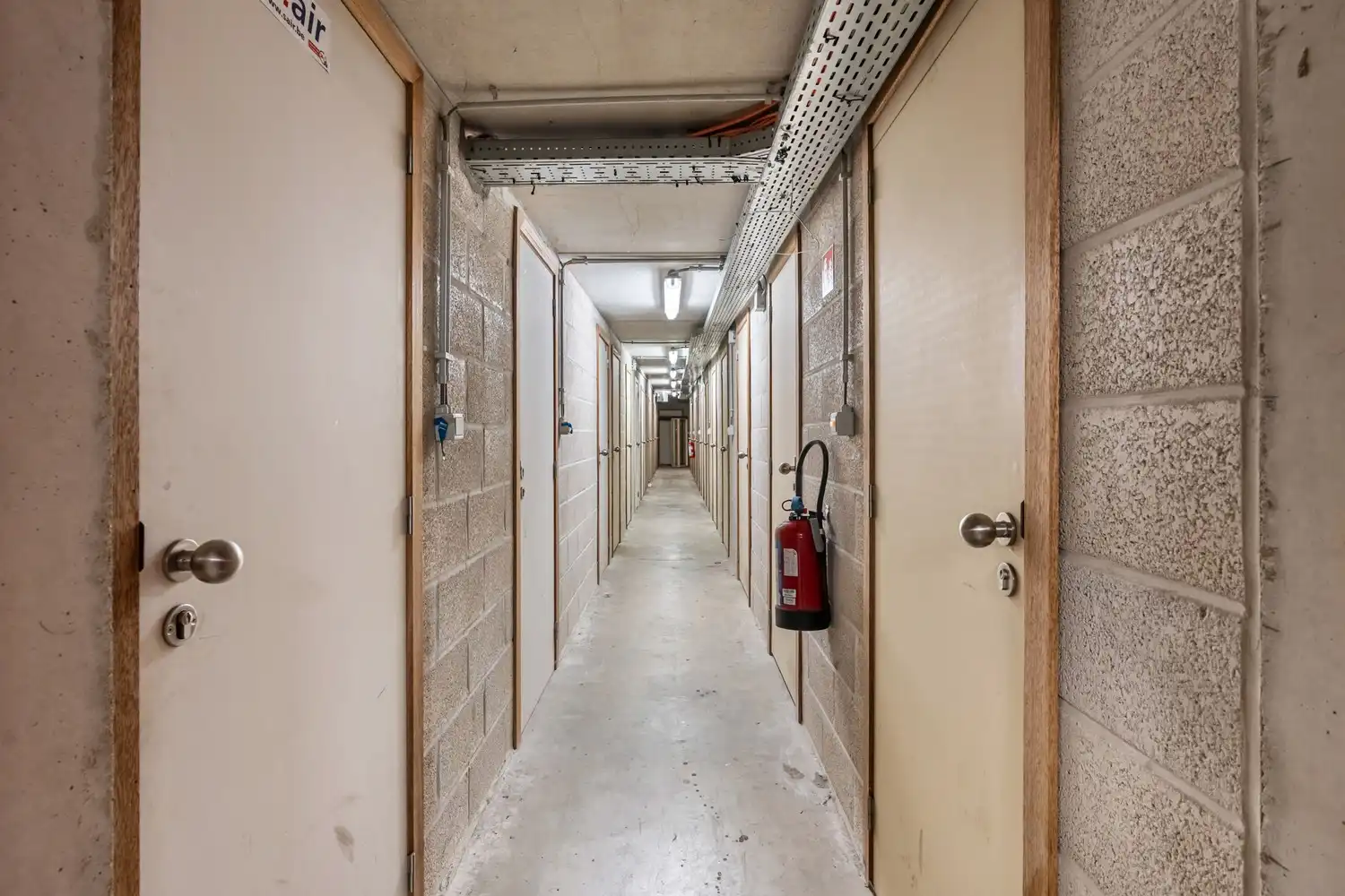 Goed gelegen en lichtrijk appartement met 2 slaapkamers, een terras en een autostaanplaats te centrum Leuven! foto 20