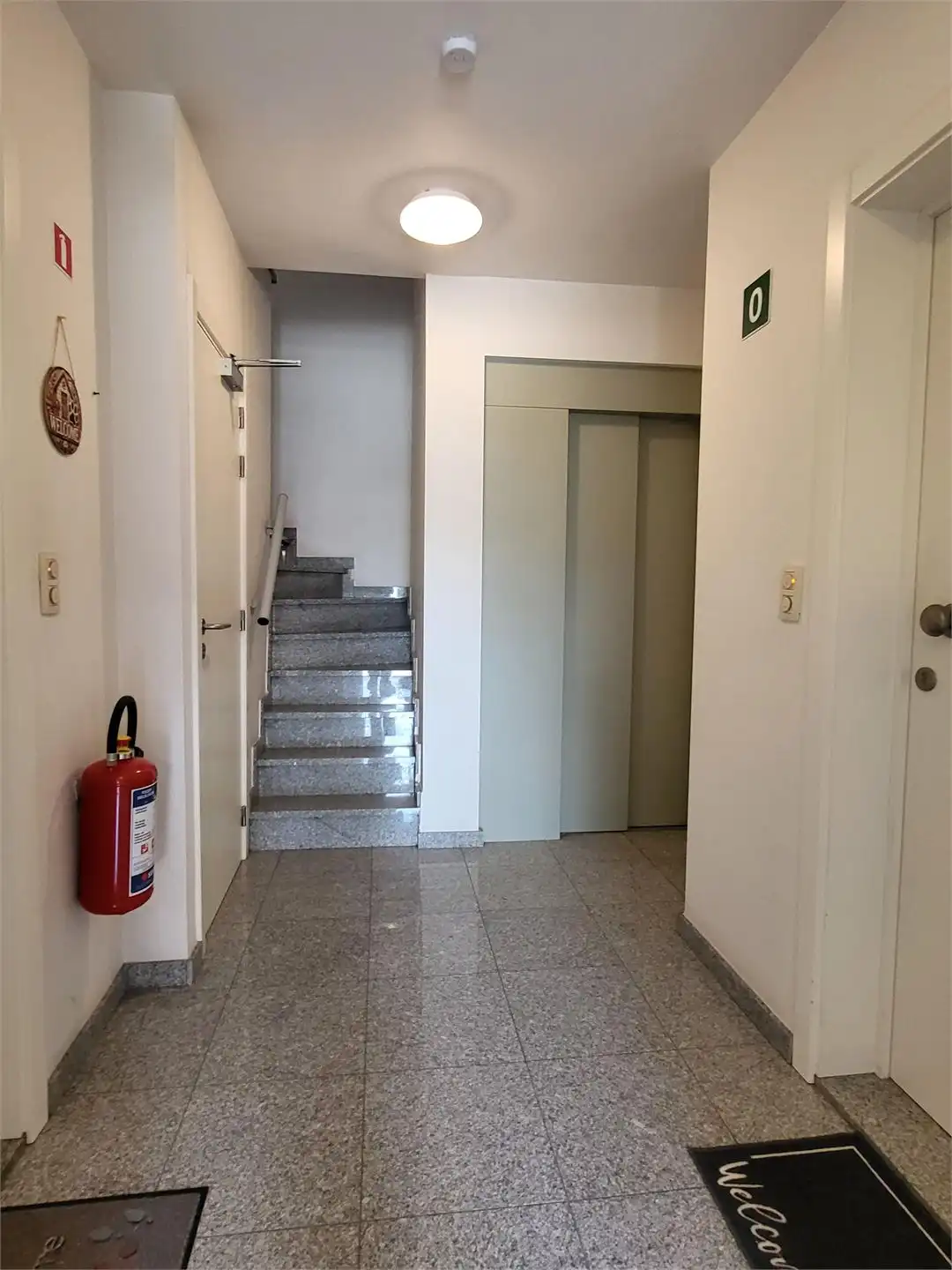 Op zoek naar een instapklaar appartement waar comfort en een uitstekende ligging samenkomen? foto 22