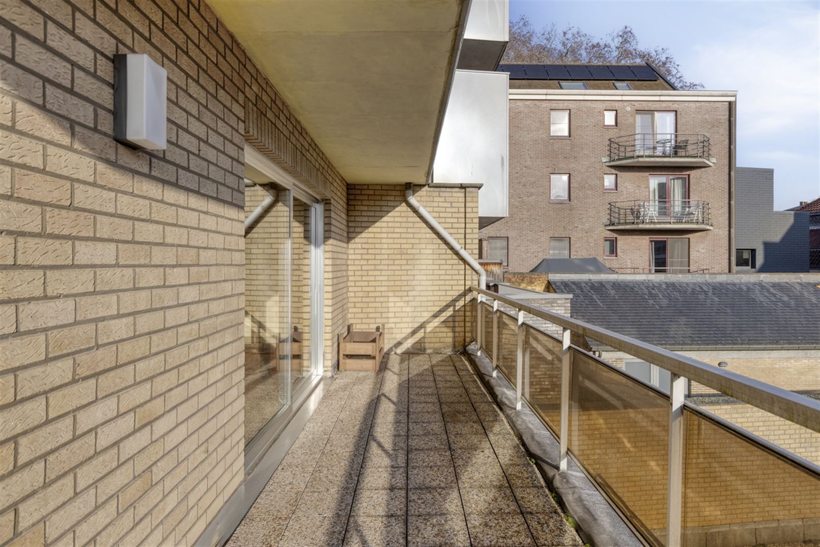 Centraal gelegen appartement met 2 slaapkmrs en autostaanplaats foto 17