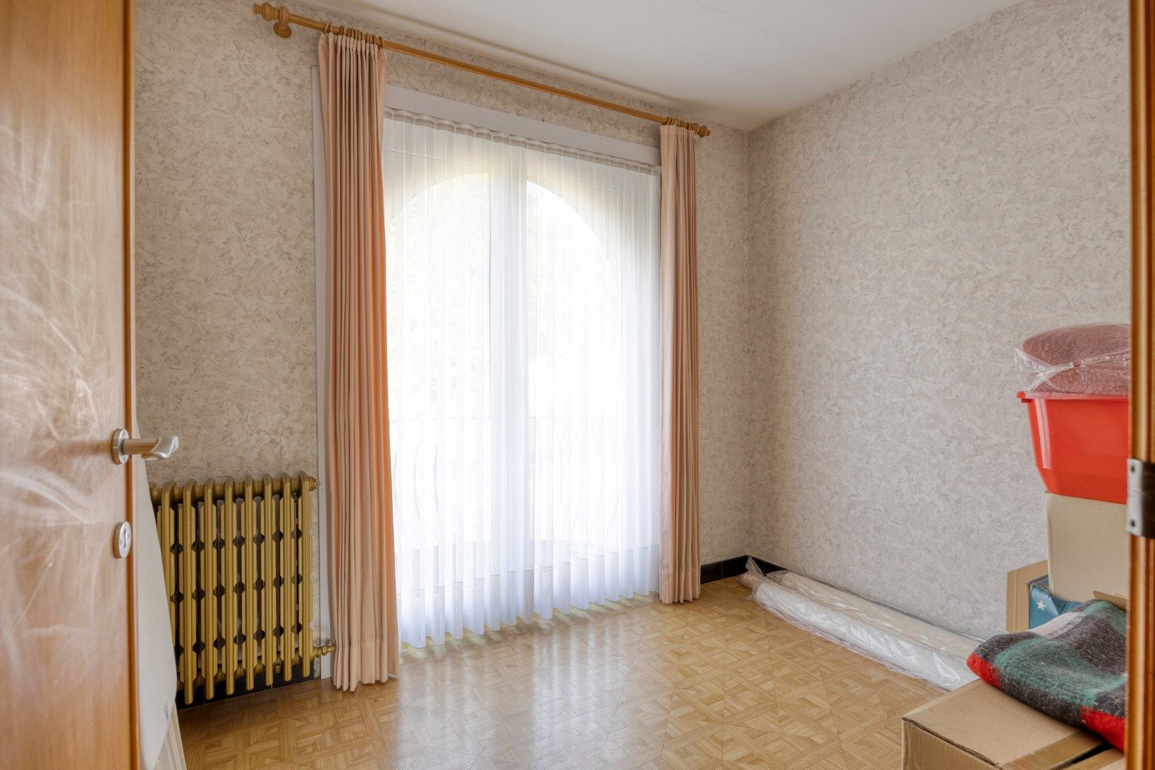 Vrijstaande woning met 3 slpks op een prachtig perceel van 1.060 m² !  foto 11