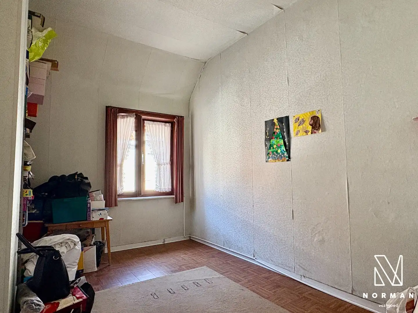 Gezinswoning met 4 slaapkamers, garage én tuin te koop in centrum Kuurne! foto 11