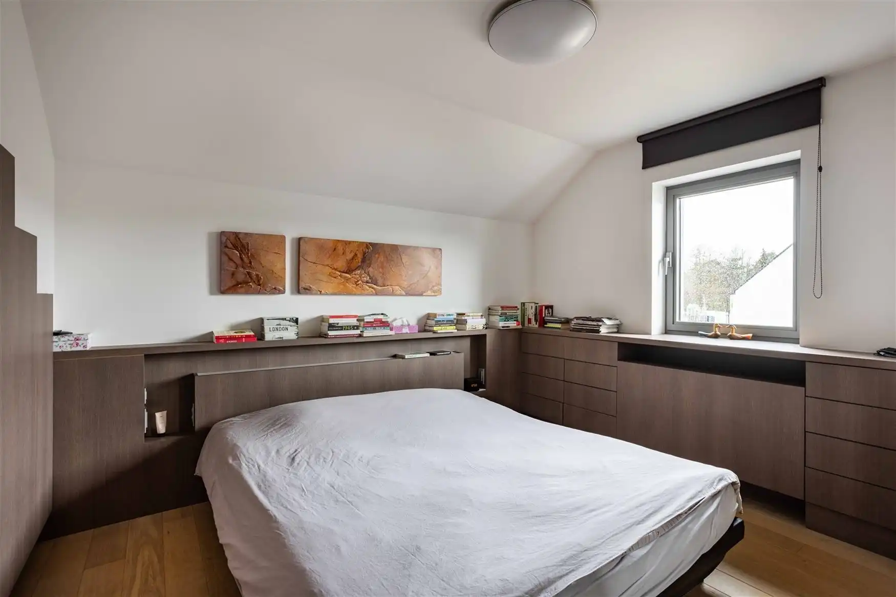 Exclusieve villa met uitzonderlijk open zicht in 'De Bommels'.  foto 21