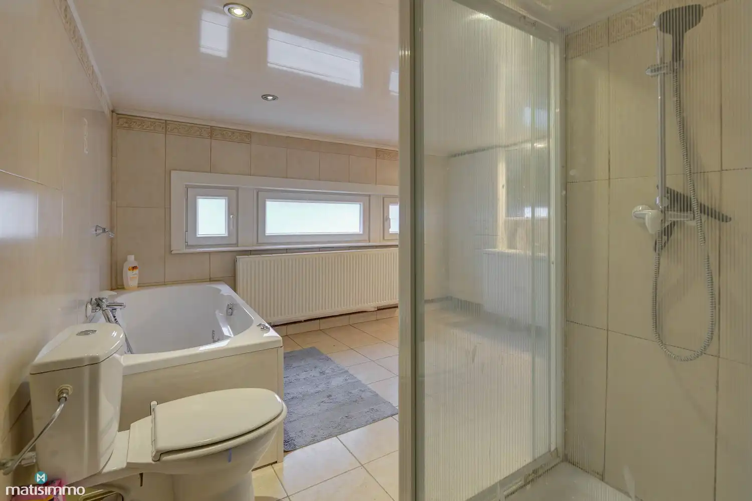 KARAKTERVOLLE WONING MET 5 SLAAPKAMERS EN RUIM PERCEEL TE GENK foto 24