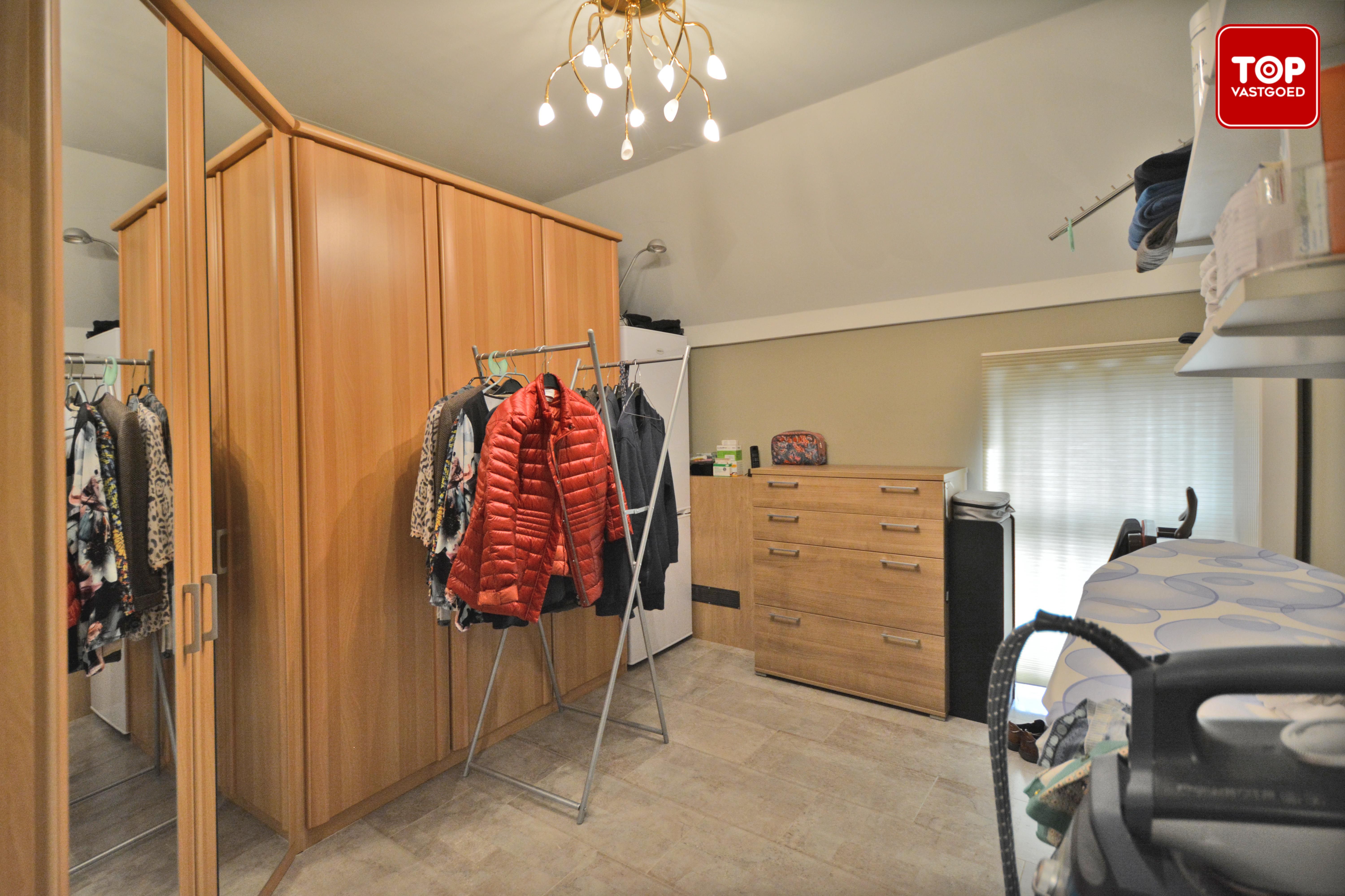 Instapklaar duplex appartement met  2 terrassen.  foto 8
