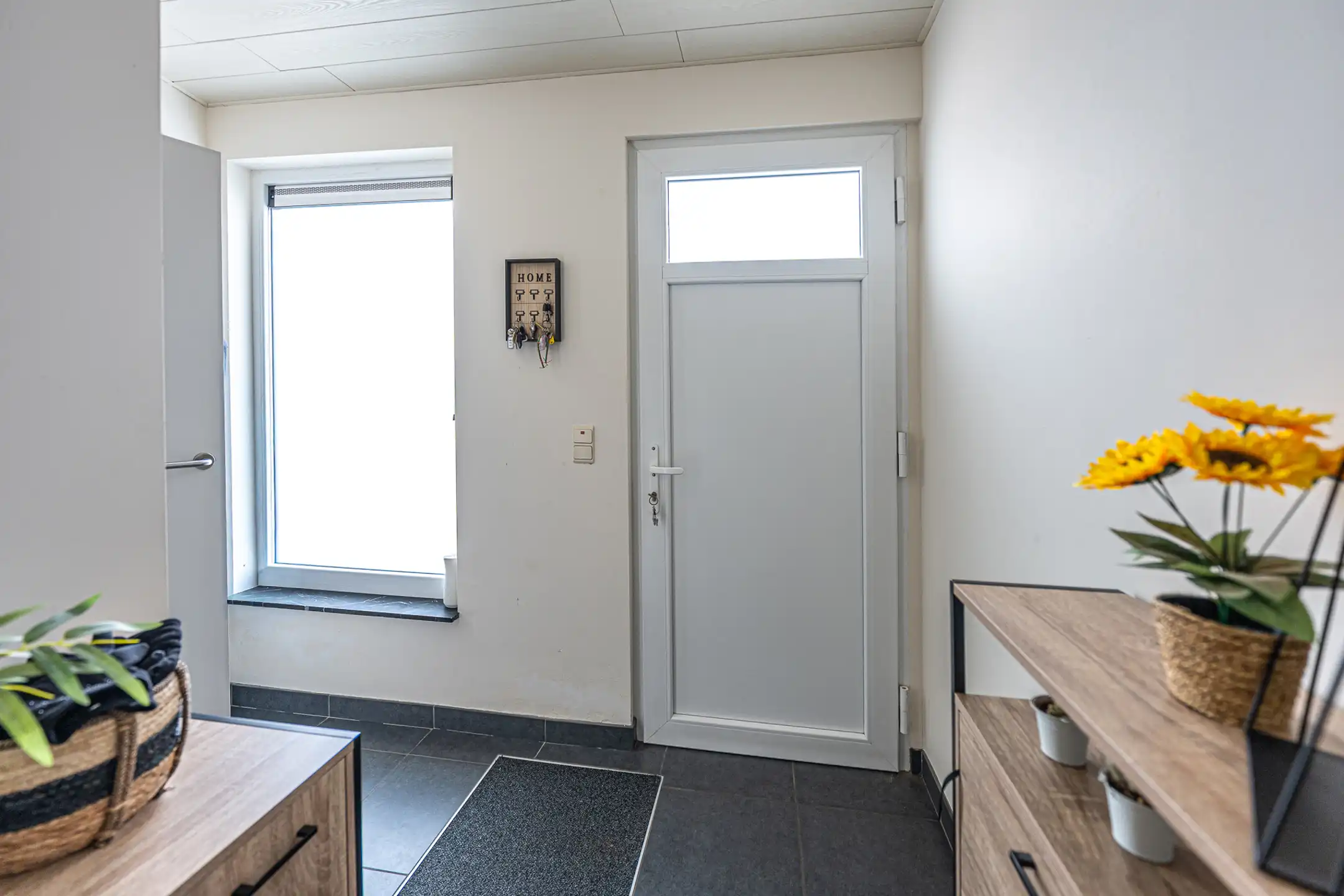 Instapklare woning met 3 slpk, terras en tuintje foto 7