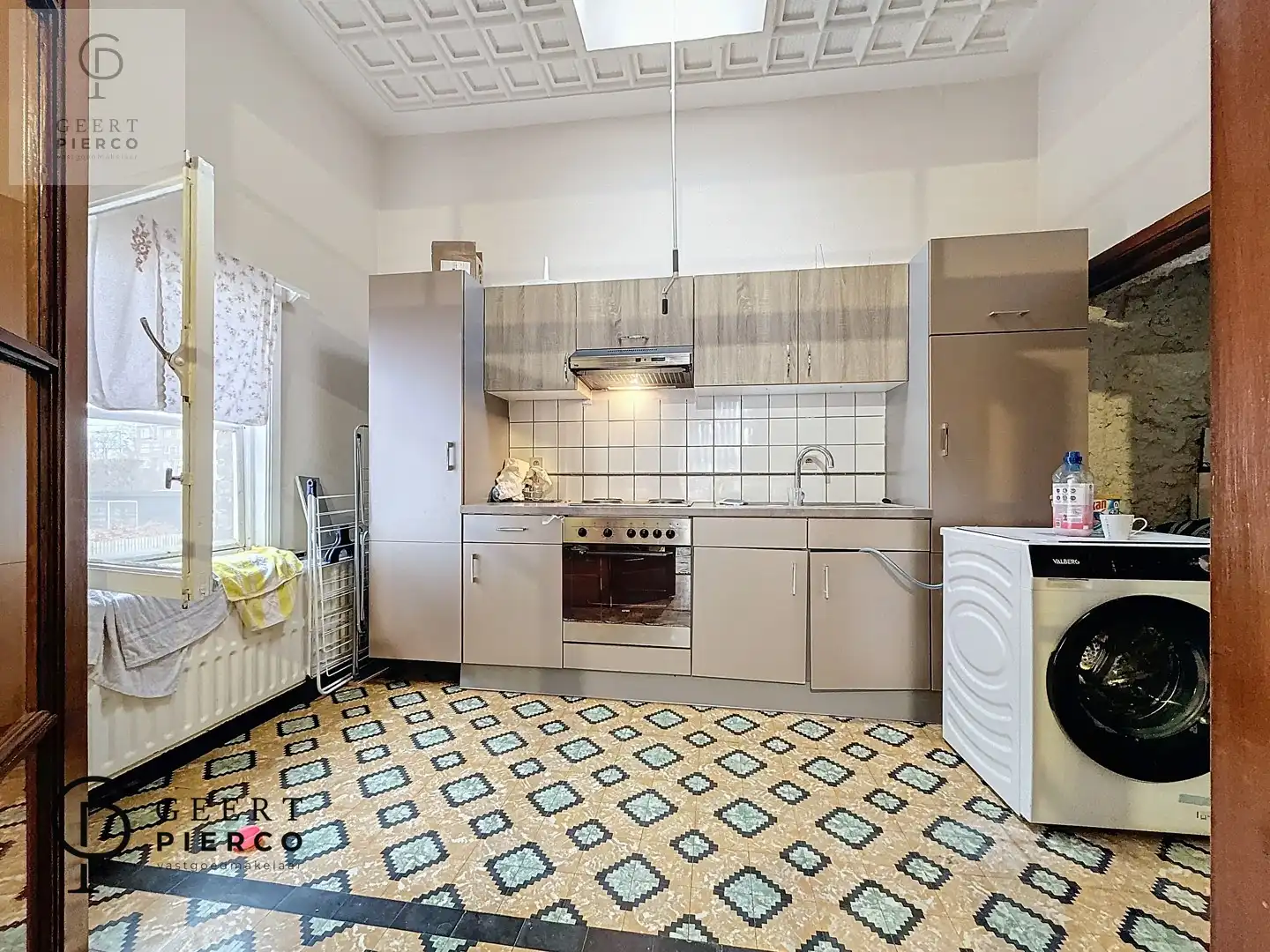 Statig Art Deco-pand met investeringspotentieel te Landen foto 6